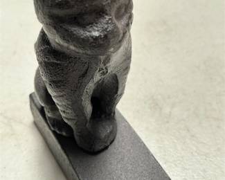 Black Cast Iron Sitting Cat Doorstop Wedge (3/4)