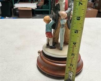 Man, Boy and Puppy Musical Figurine on Wooden Base (5/5)