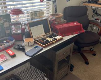 Desk Accessories And Office Chair