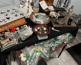 Jewelry explosion