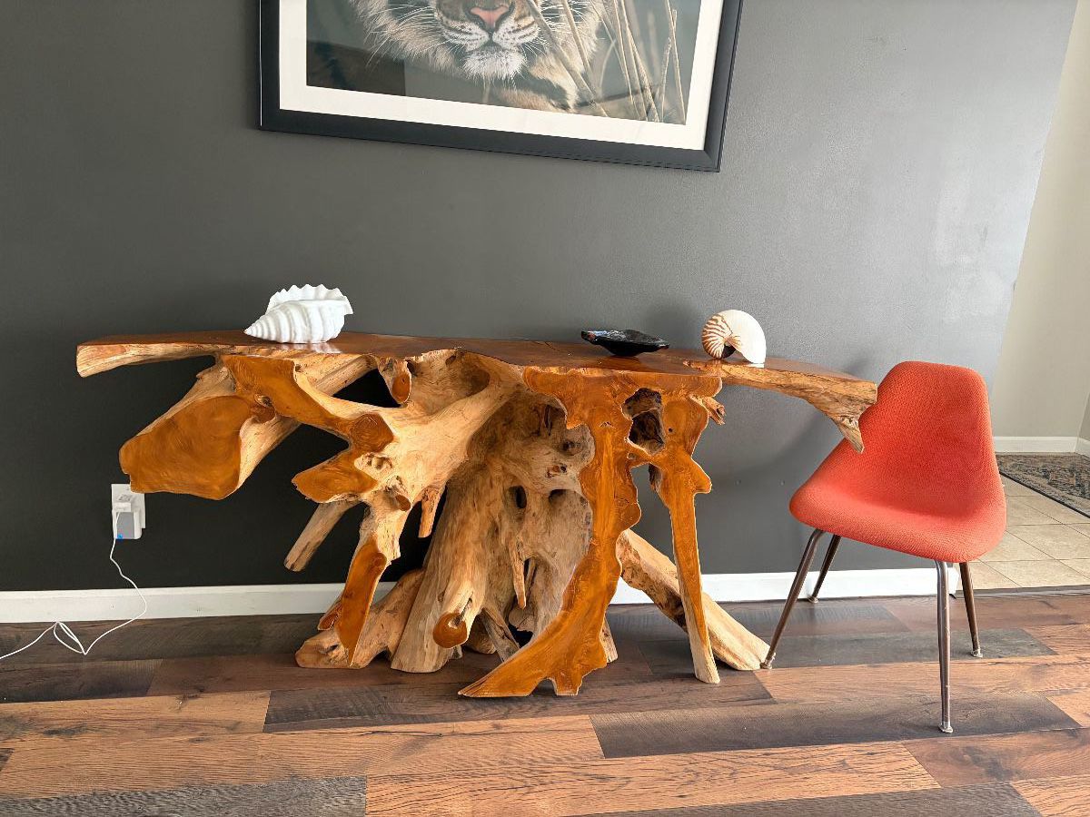 Beautiful Large Live Edge Table/Mid Cent . chair