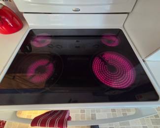 SMOOTH TOP ELECTRIC STOVE