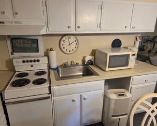 APT KITCHEN