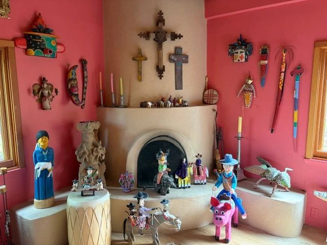 A home full of art, color and fun!