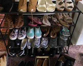Lots of cute shoes, womens size 8