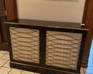 Retro cabinet -- great TV stand or storage option