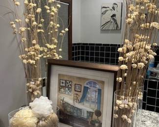 Decor -- bathroom wall art, soaps, loffahs, dried flowers in vases