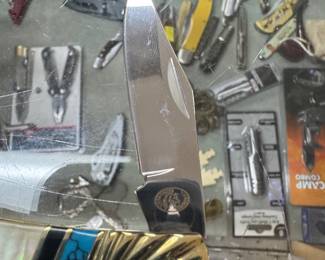 Pocket knives 