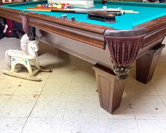 Traditional Pocket Pool Table with Green Felt, Leather Fringe Pockets, Balls & Cues