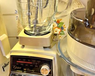 Retro Kitchen Collection – Oster, Donvier, GE, CorningWare, Waring, Mr. Coffee, Tupperware, Weight Watchers, Emson, Glass Tumblers, Wood Kitchenware, Stainless Steel Cookware & Baking Accessories
