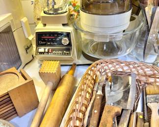 Retro Kitchen Collection – Oster, Donvier, GE, CorningWare, Waring, Mr. Coffee, Tupperware, Weight Watchers, Emson, Glass Tumblers, Wood Kitchenware, Stainless Steel Cookware & Baking Accessories