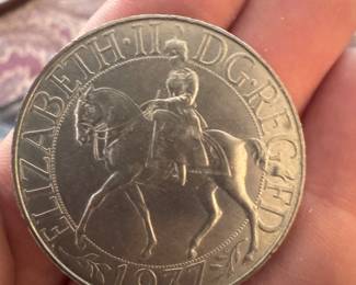 1977 Queen Elizabeth II Silver Jubilee Commemorative Crown Coin