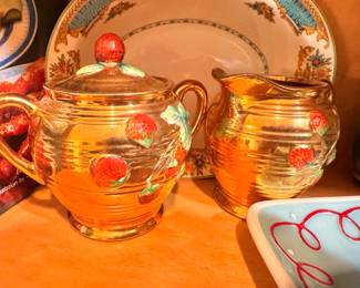 Pottery Strawberry Pattern Gold-Luster Sugar Bowl & Creamer Set