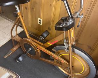 Schwinn XR-8 Exerciser Stationary Exercise Bike