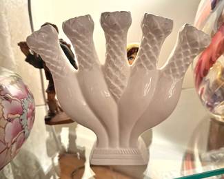 White Porcelain Five-Finger Tulipiere Flower Vase