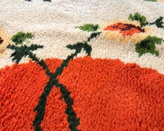 Round Floral Shag Area Rug with Bold Orange & Ivory Poppy Design