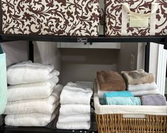 Thirsty/Thick Bath Towels and Linens