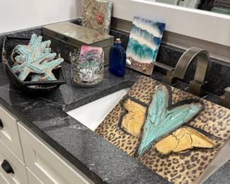 Bath Items and Wall Art