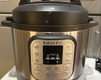 Instant Pot Duo 4 Quart 7-in-1 Multi-Cooker