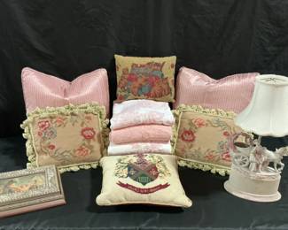 Laura Ashley Towels Pink Pillows