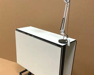 Collapsable Art Table