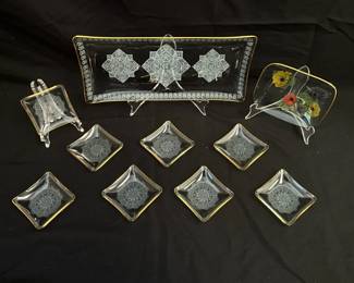 Serving Floral Lace Doily