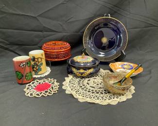 Vintage Tabletop Collectibles