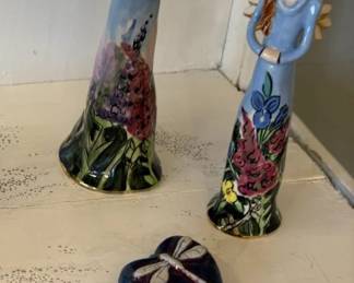 Porcelain figurines