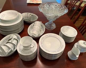 Noritake china - "Marywood" pattern