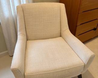 Accent armchair - MCM-styled - low profile
