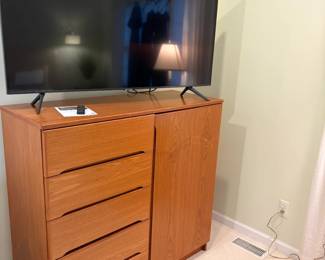 MCM 5-drawer wardrobe chest and 55" TV