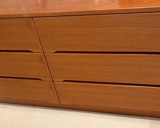 MCM 6-drawer dresser