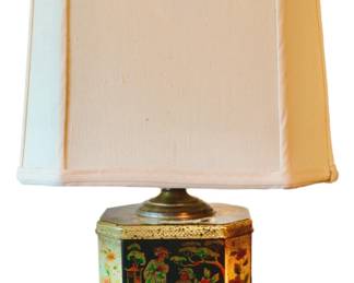 Chinoiserie Lamp