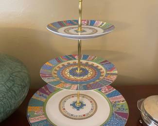 Fanquare Three-Tier Serving Stand