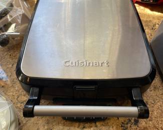 Cuisinart WAF-150 4-Slice Belgian Waffle Maker