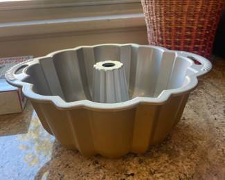 Nordic Ware 75th Anniversary Bundt Pan