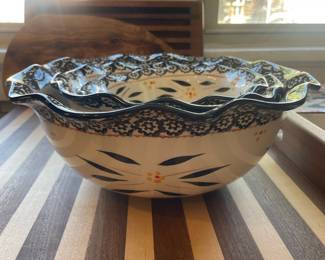 Temp-tations Old World Black 1.0 QT Nesting Bowl Set