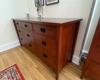 E&S Wood Creations Nine-Drawer Dresser