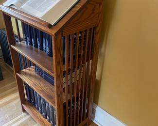 Lectern / Dictionary Stand 