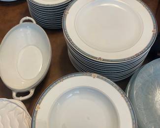Mikasa Belvedere Porcelain Dinnerware