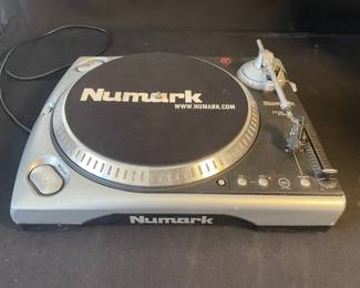 430h Numark TT 200 direct drive turntable