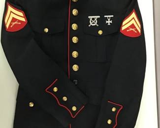 580 Vintage 1997 USMC enlisted dress blue coat