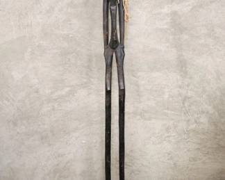 427h Vintage handcarved wooden figural sculpture