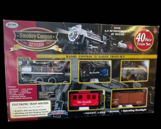 434h Smokey Canyon Express 40 piece train set
