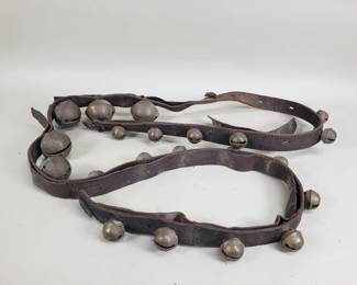 592 Vintage leather sleigh bells