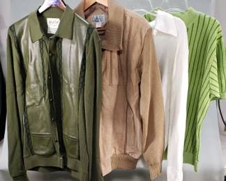 559 Group of mens jackets and sweaters