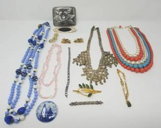 331 Vintage costume jewelry