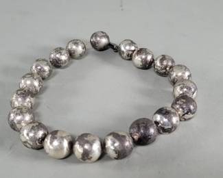 547 Alpaca Mexico beaded necklace