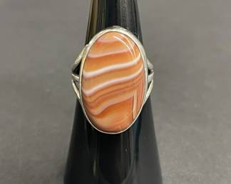 550h Sterling silver ring with orange banded agate
