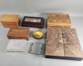 368 Group of vintage boxes, inlaid wood, etc